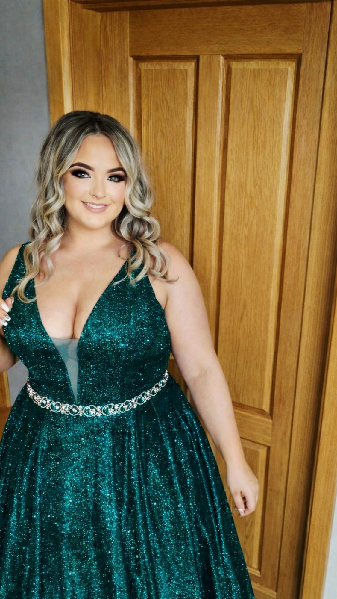 Leona Emerald Green Sparkle Glitter Plunge Neck Ball gown Formal Prom Dress