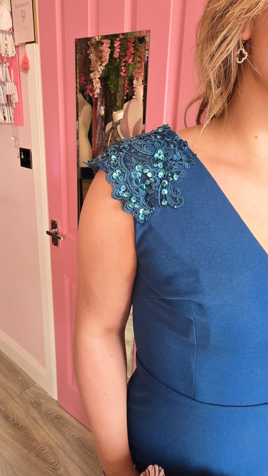 Caroline Teal Laced Shoulder Button Up Back Used For Photoshoot Sample Bridesmaid Dress Size 16