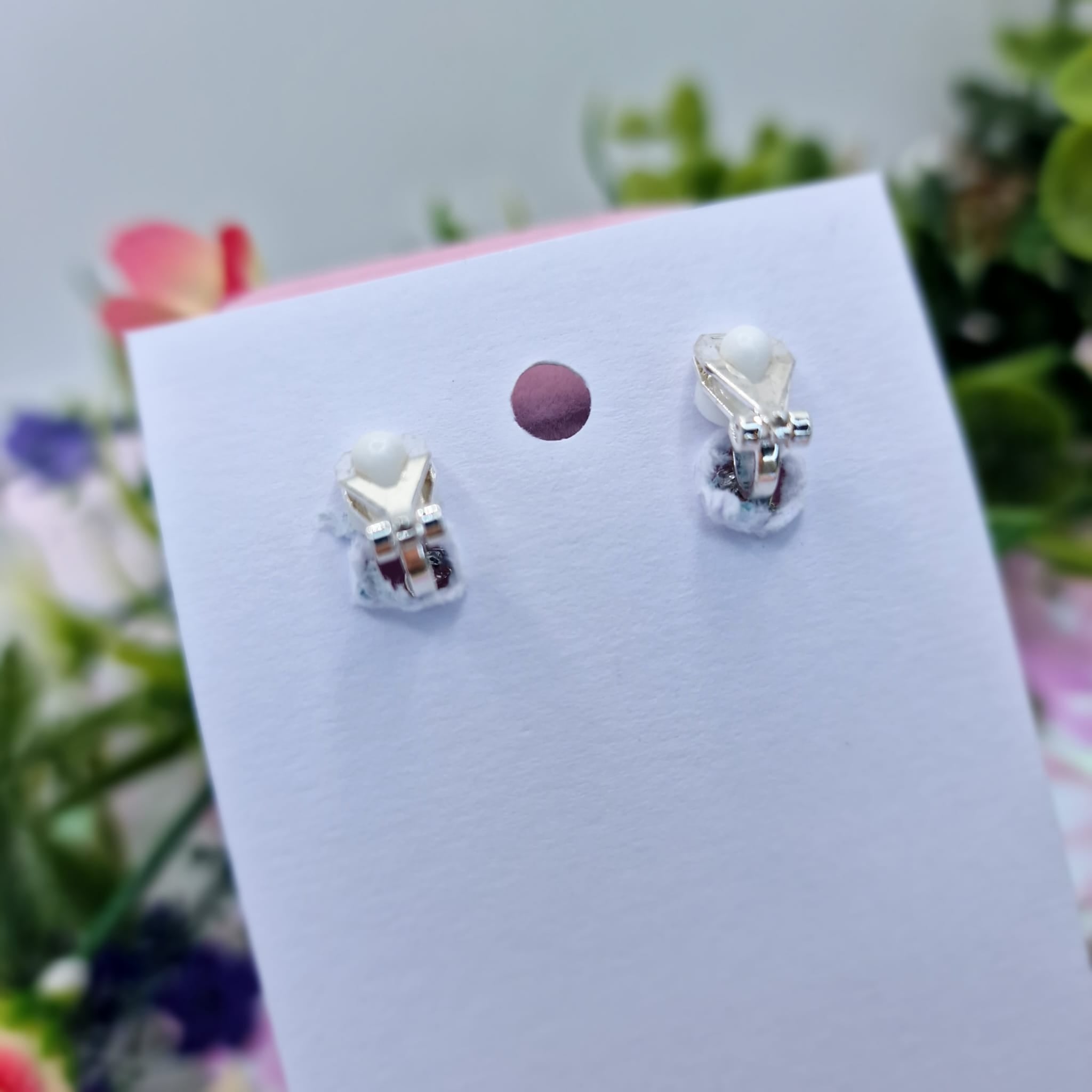 Elaine Clip On Pearl Earring