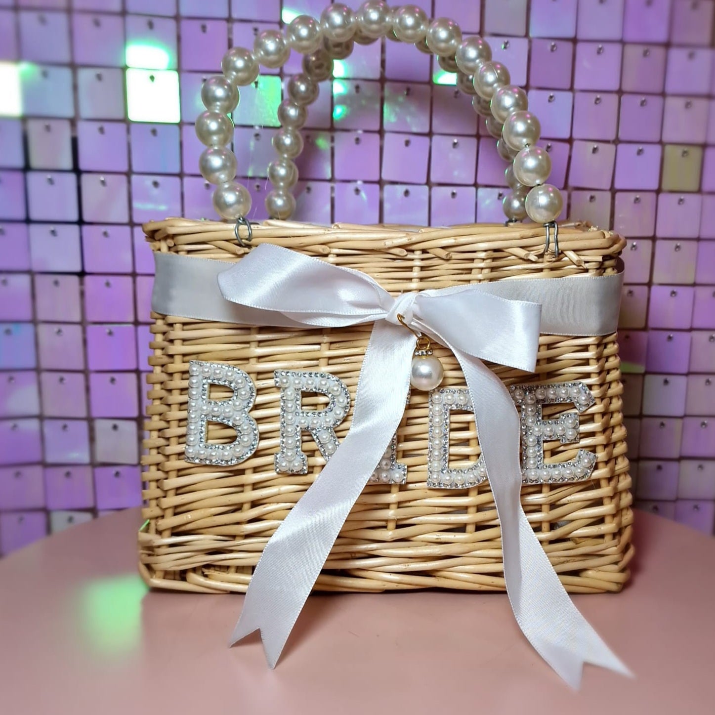 Daisy Bride Wicker Embellished Hen Party Bag