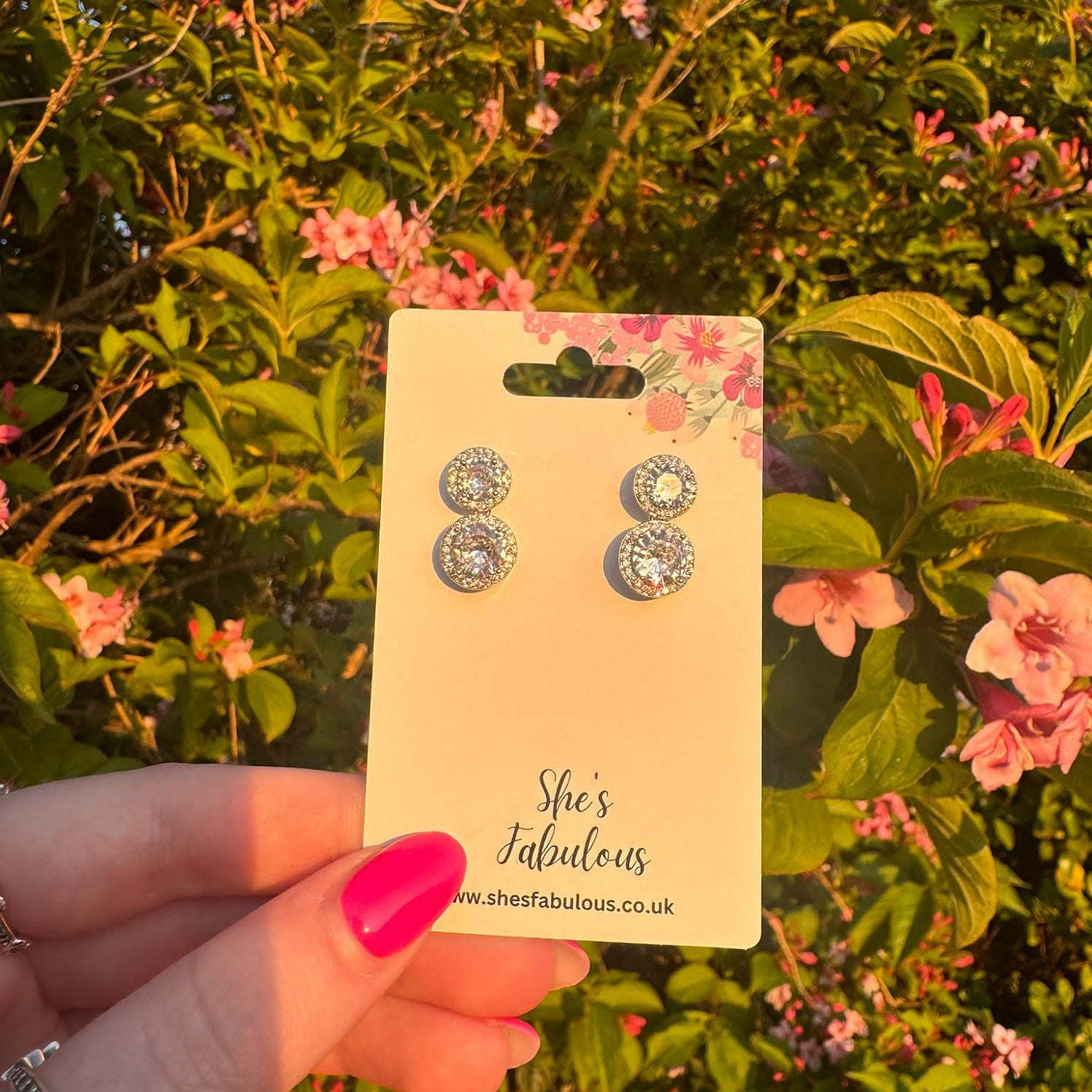 Elitra Round Sparkle Stud Earrings