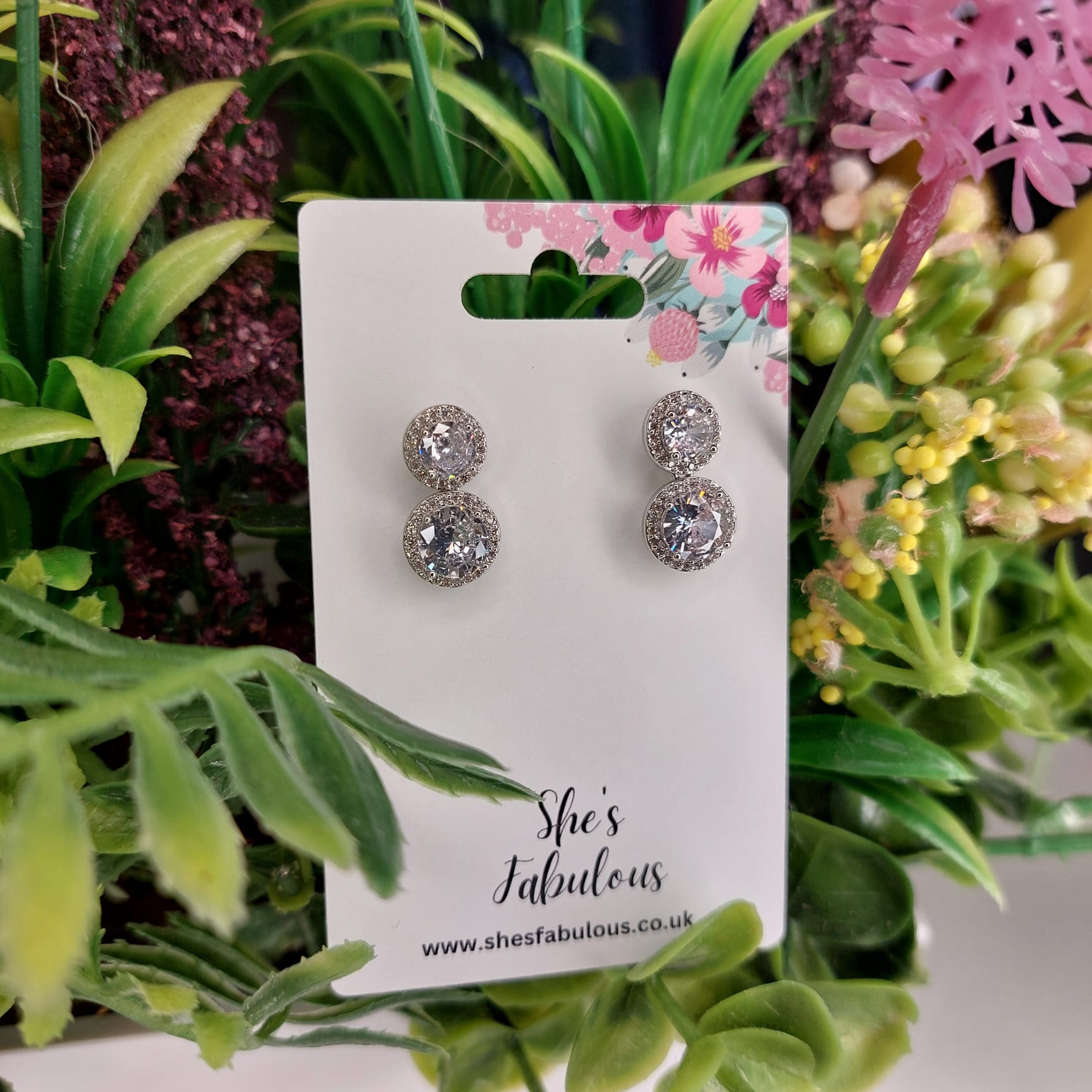 Elitra Round Sparkle Stud Earrings
