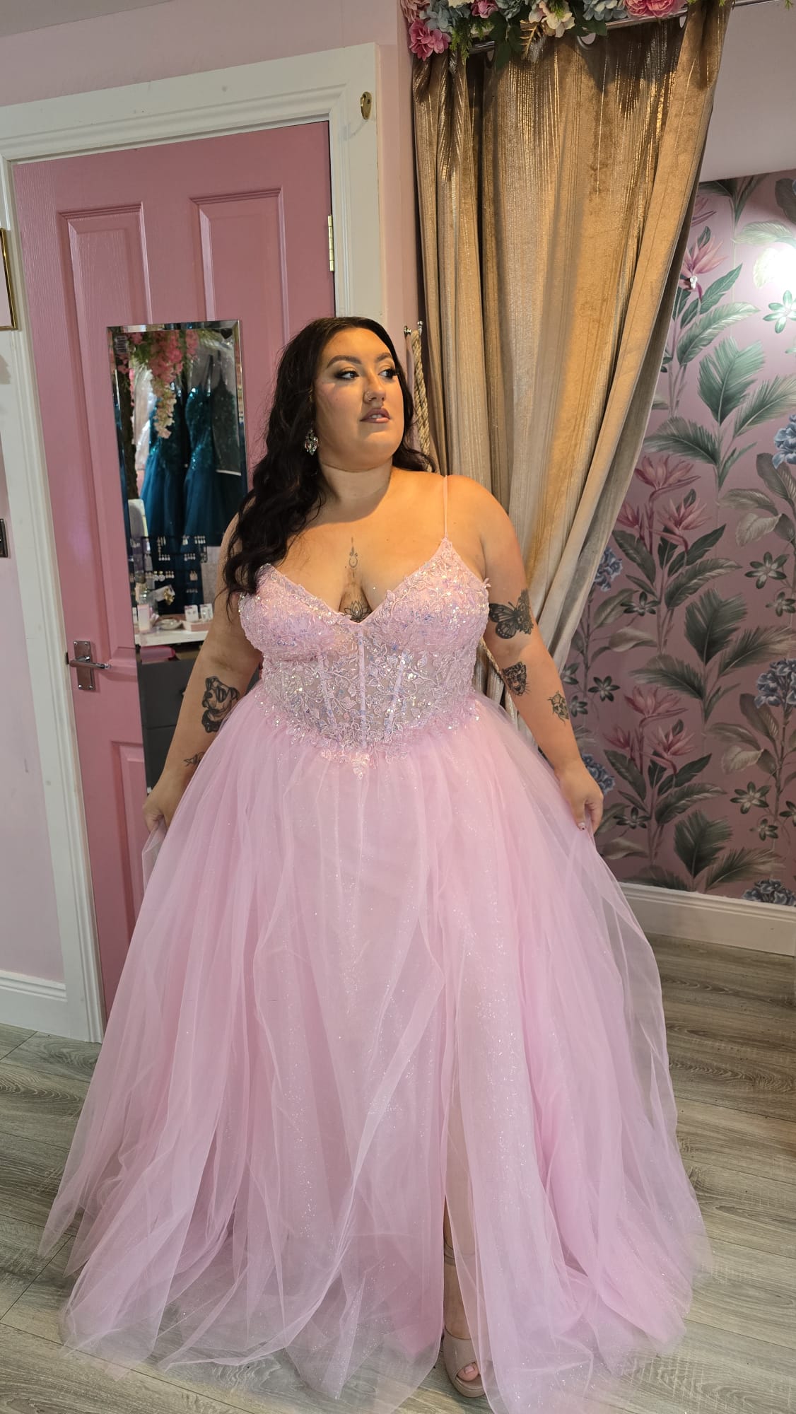 Sophie Pink Sweetheart Neckline Embellished Beaded Corset Bodice Tulle Skirt Ballgown Formal Prom Dress Ball Gown