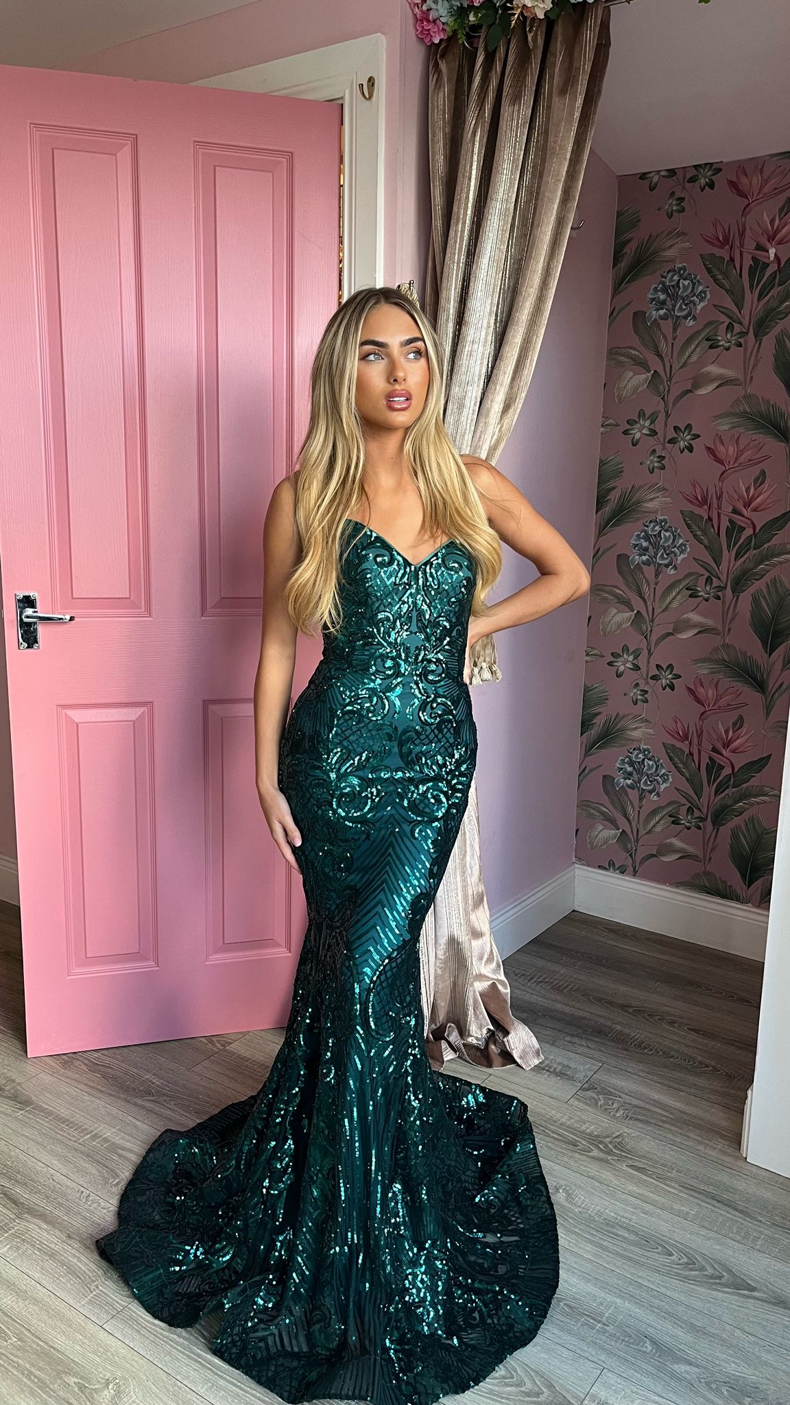 Silk emerald sale green prom dress