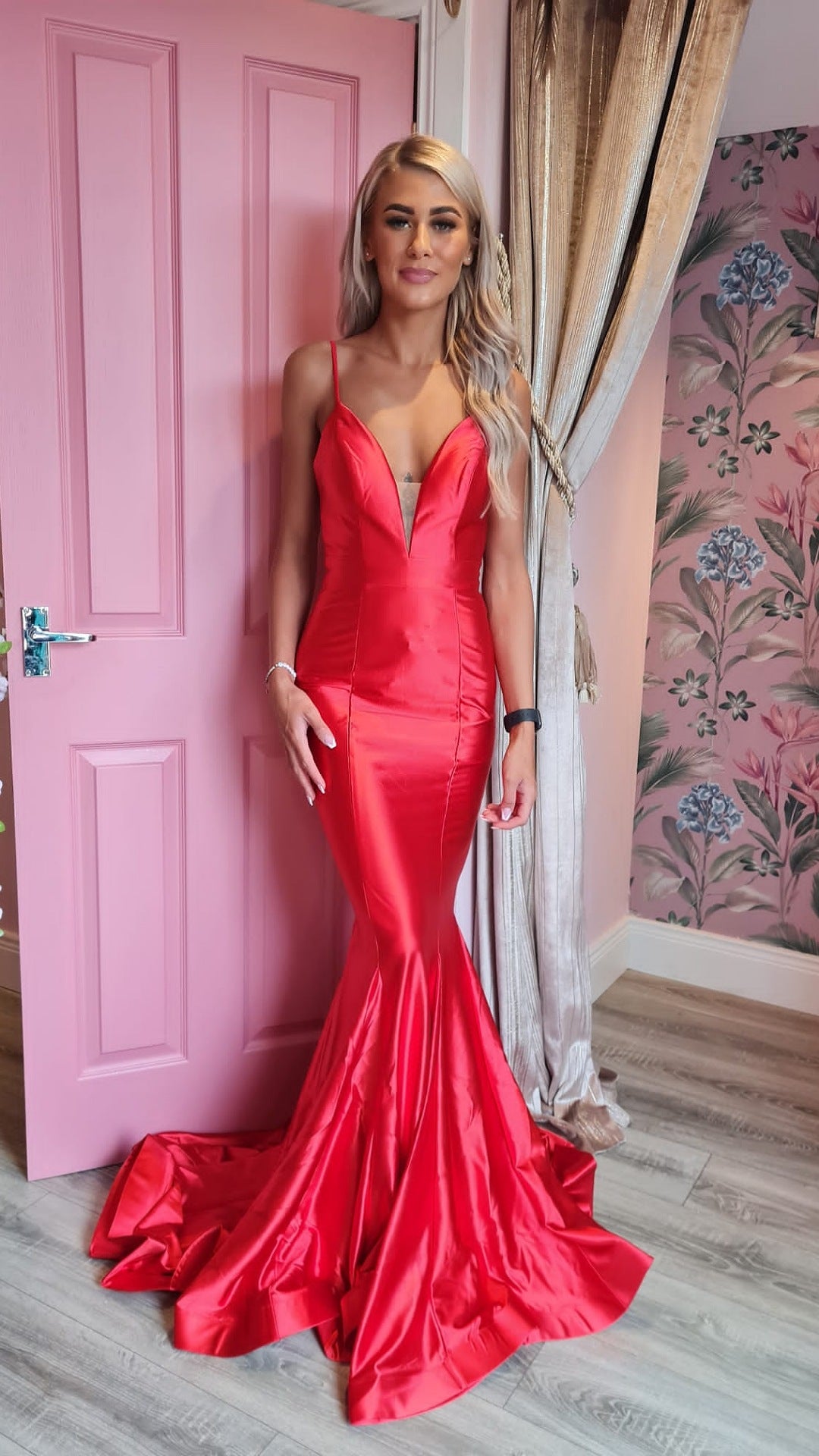 Jayla Red Low Back Shiny Satin Skinny Strapped Formal Prom Dress